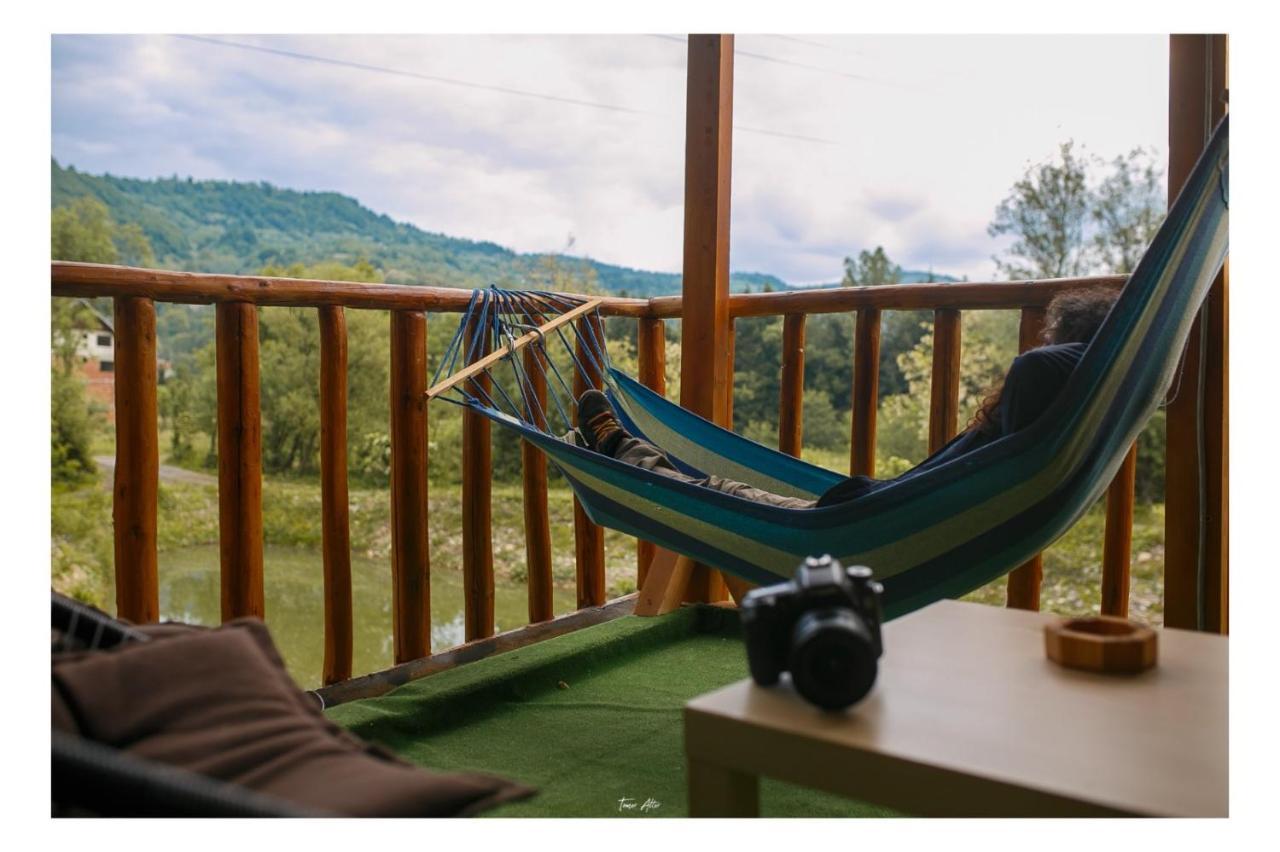 Cuibul Vulturilor - Casuta In Copac Villa Moisei Exteriör bild